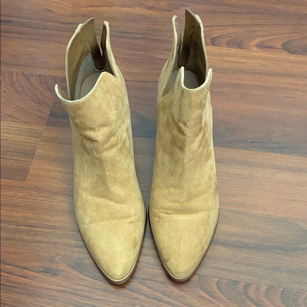 BP camel suede short booties. Back zipper. Excellent condition